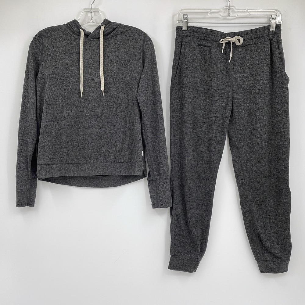 Vuori Gray Joggers & Hoodie Set | Women’s Regular S Polyester